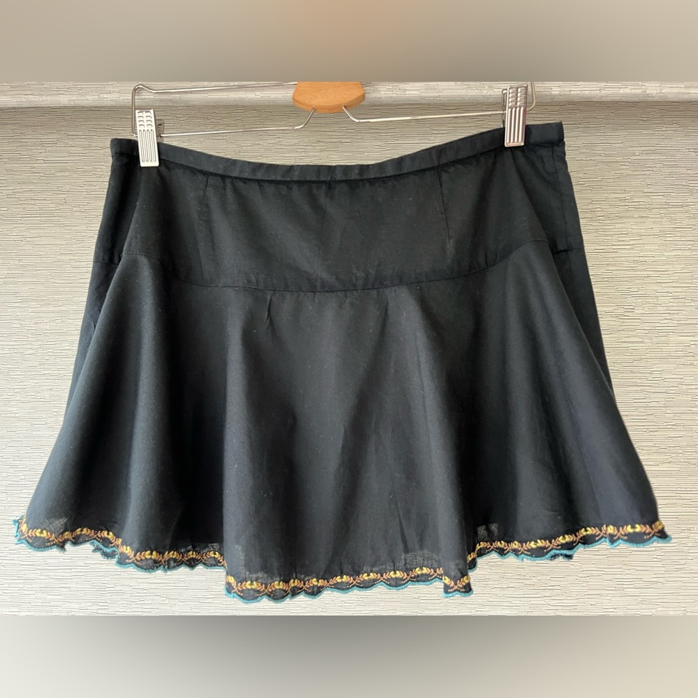 BCBG Maxazria Mini Skirt - Picture 4 of 9